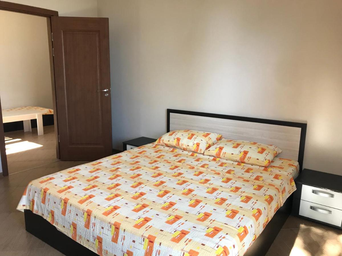 Стаи И Апартаменти Под Наем Sveti Vlas Esterno foto